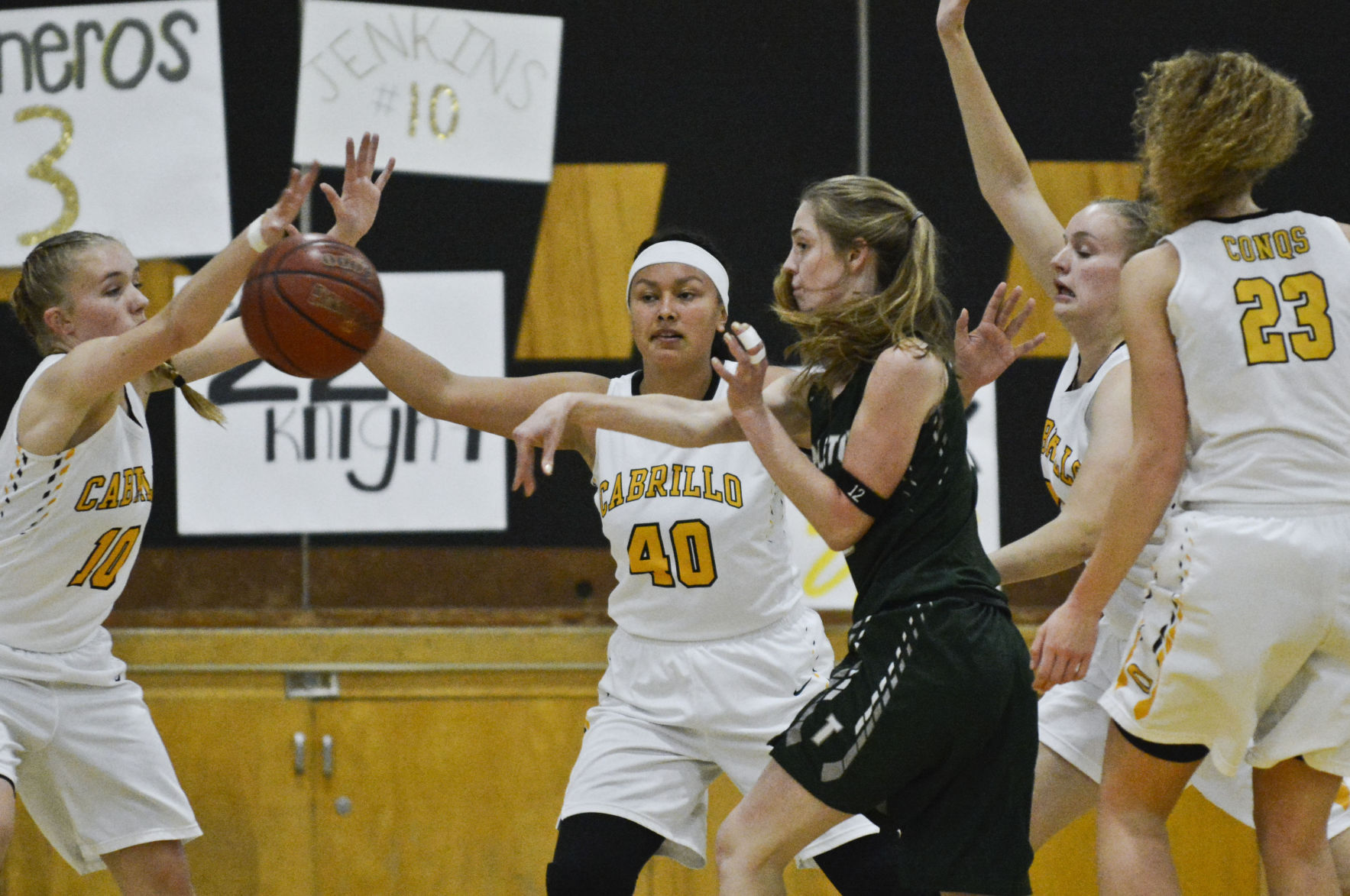 011618 Tem CHS g basketball 04.jpg